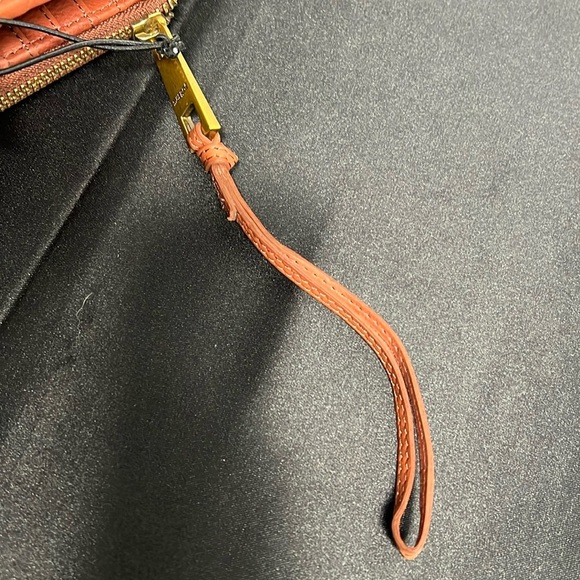 Margot New York | “Tori” Bifold Leather Wallet - Picture 8 of 14